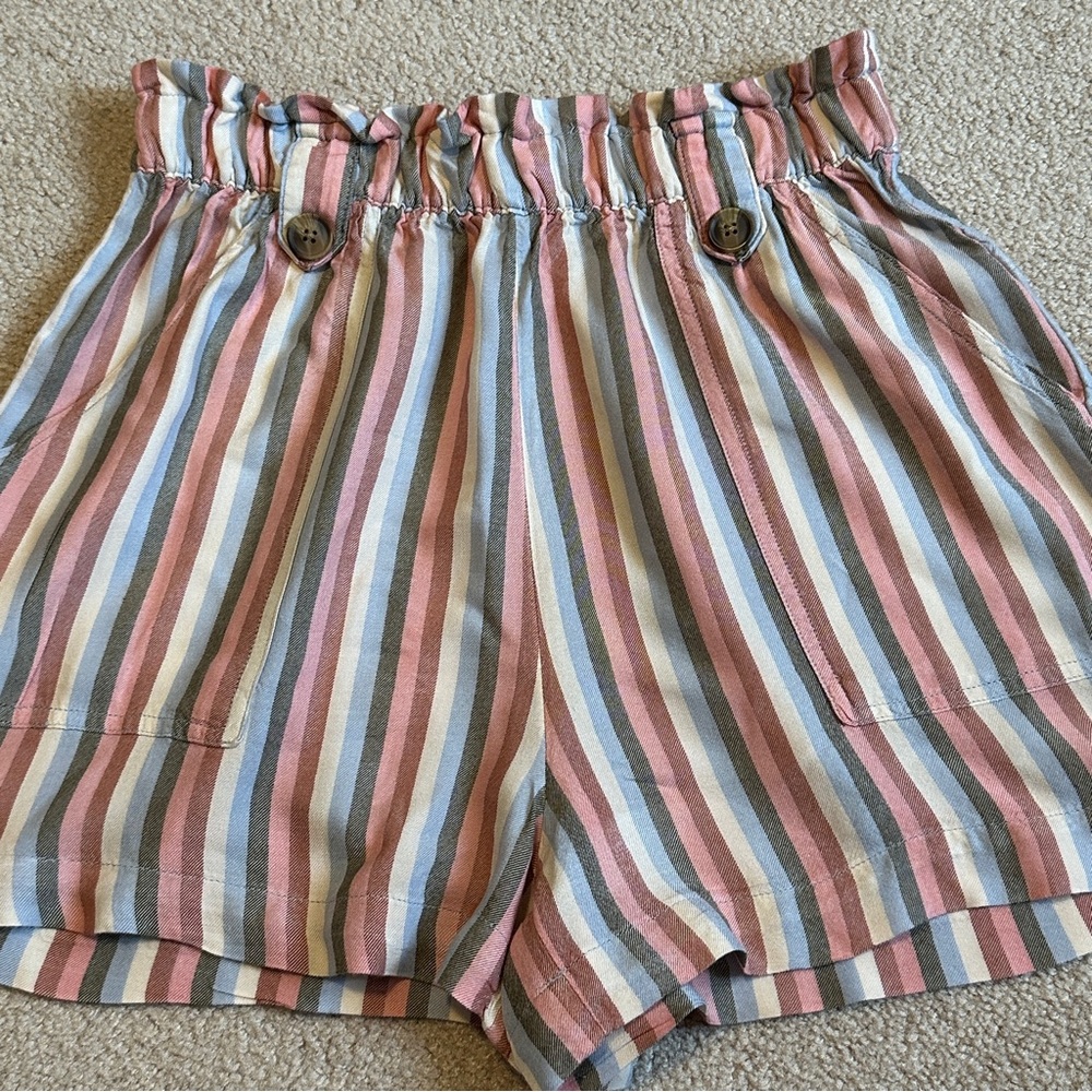 🔥 3/$20 American Eagle stripe paper-bag shorts XS